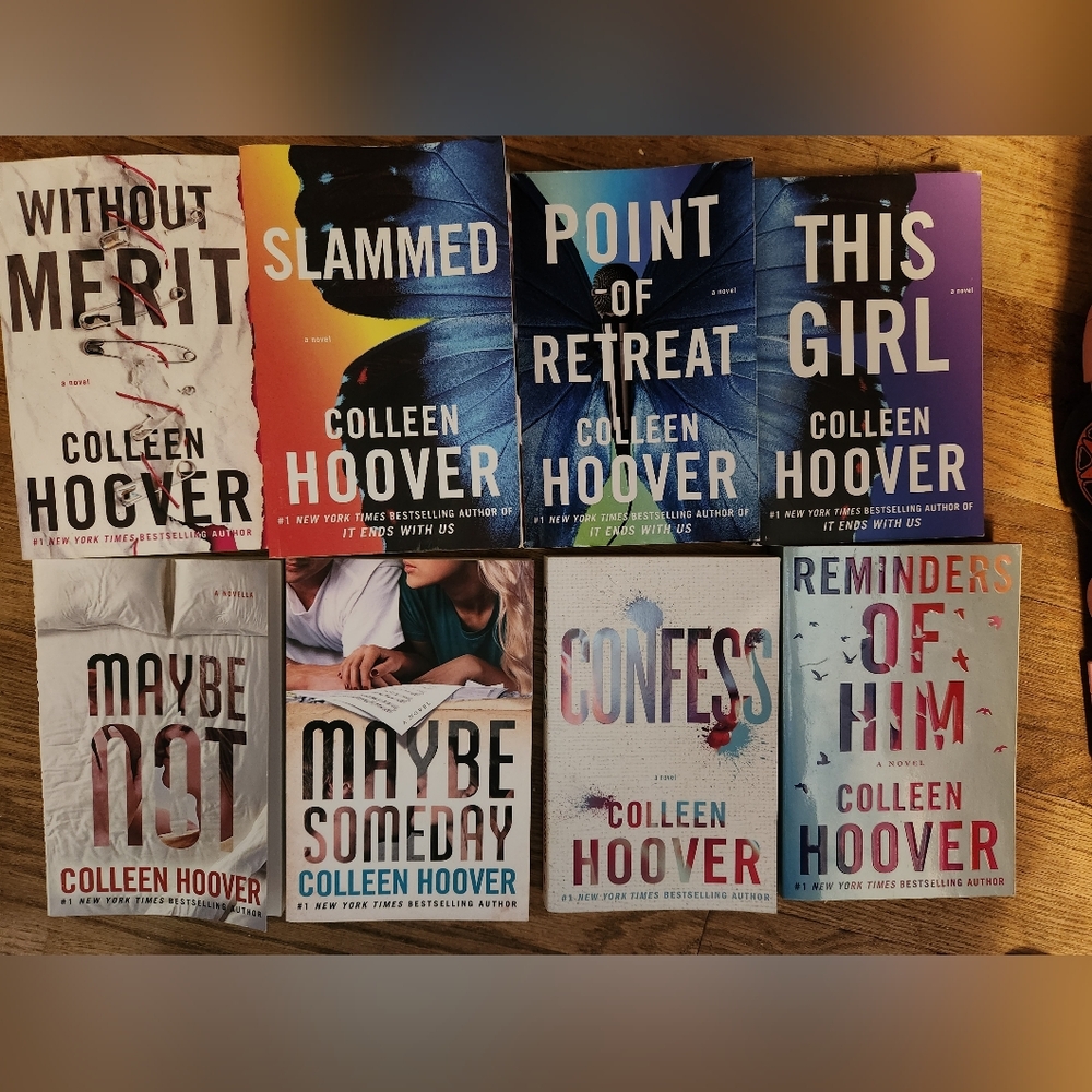 Lot of 8 Colleen Hoover books